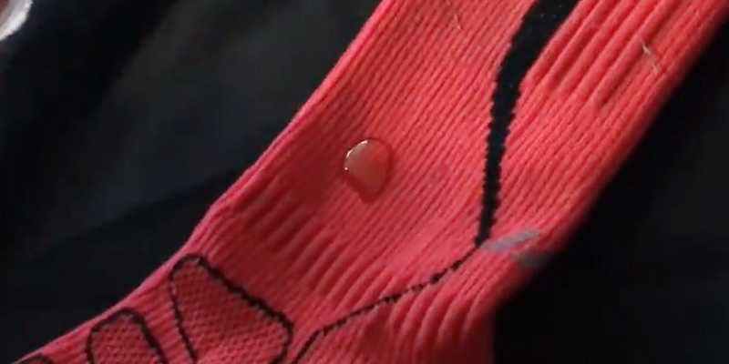 2. Lemon Juice to Make Socks White Again Without Bleach