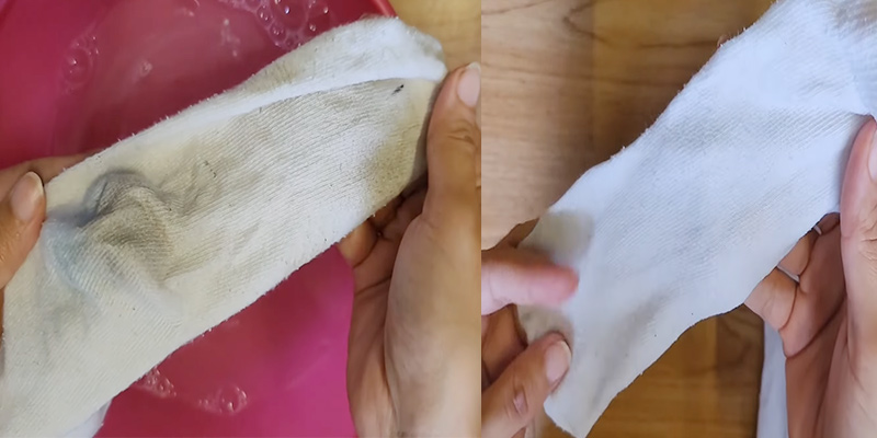 How to Whiten Socks With Vinegar